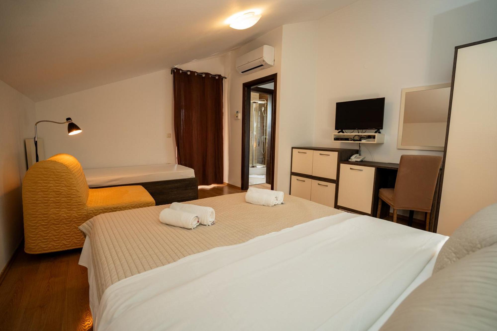 Bed & Breakfast Marta & Tona Kustići 외부 사진