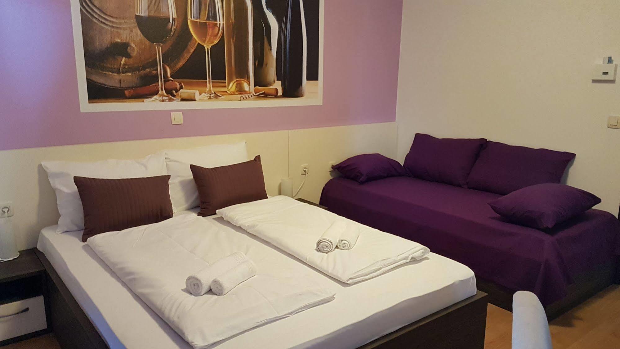 Bed & Breakfast Marta & Tona Kustići 외부 사진